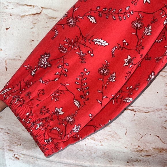 Gap long sleeve shift red floral M Square neck mini 3/4 length sleeves V back - Picture 9 of 10